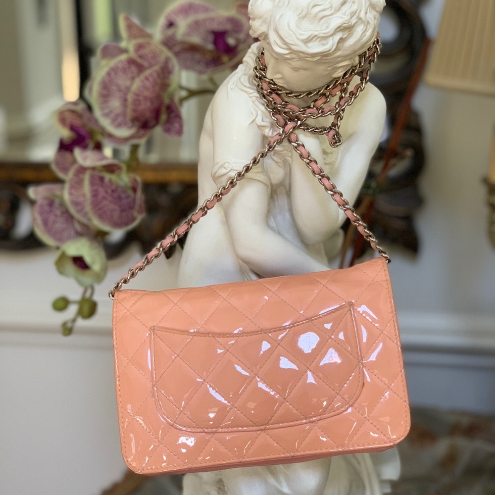 **SOLD**Chanel WOC Wallet on Chain Authentic - Picture 2 of 8